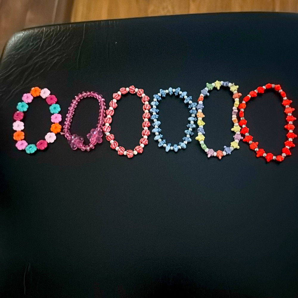 6 Piece Girls Bracelet Set